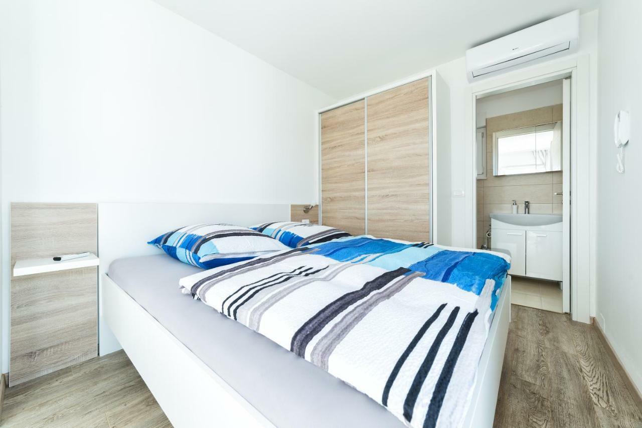 Kuca Buzov - Holiday House In Croatia Srima Kültér fotó